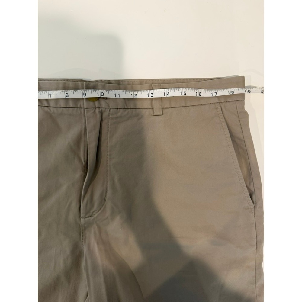 Vineyard Vines Mens Classic Flat Front Khaki Short 7 inch Seam Cotton/Spandex 36 - Picture 3 of 8